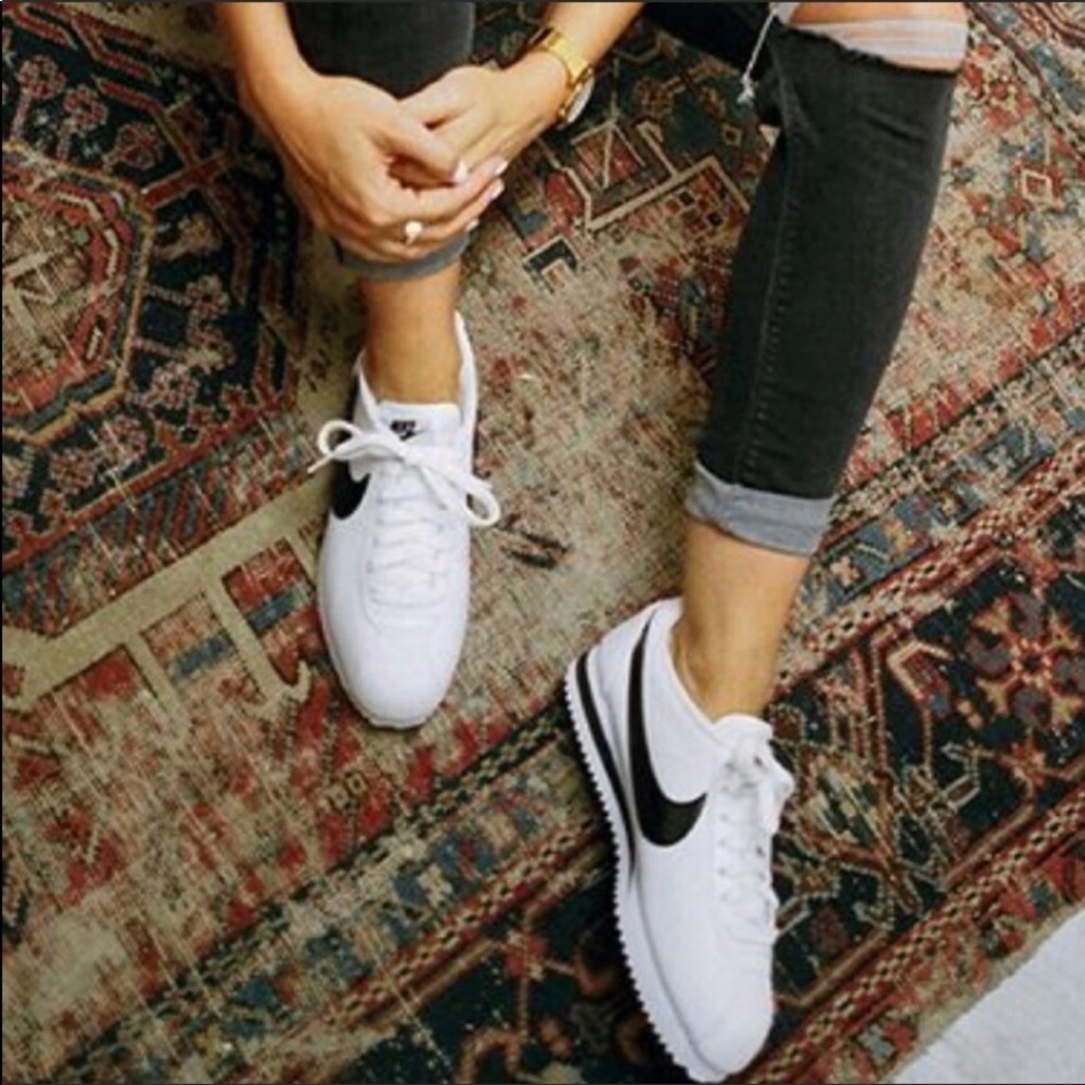 NWTNike Cortez Leather! - Picture 5 of 8